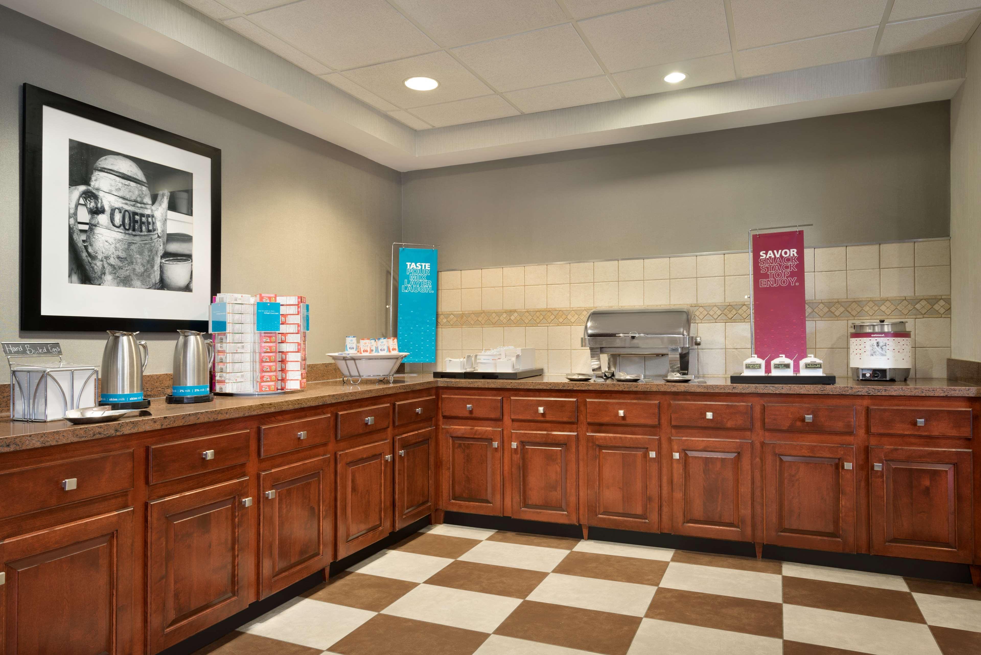 Hampton Inn & Suites Middletown Esterno foto